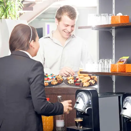 Hotel Novotel Poissy Orgeval 4*