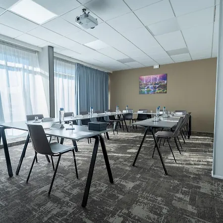 Novotel Poissy 4*