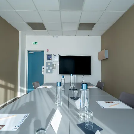 Novotel Poissy 4*