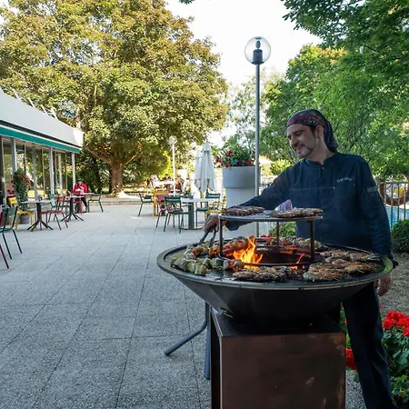 Hotell Novotel Poissy 4*