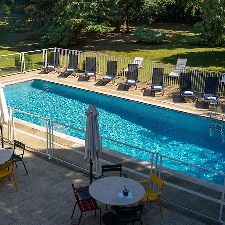 ホテル Novotel Poissy
