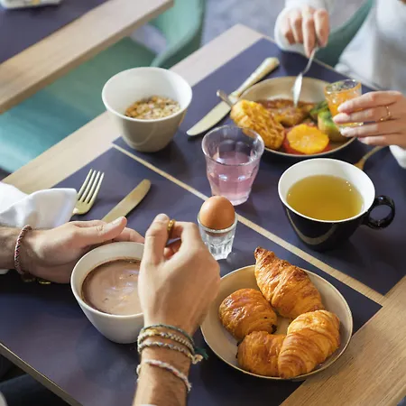 Hotel Novotel Poissy 4*