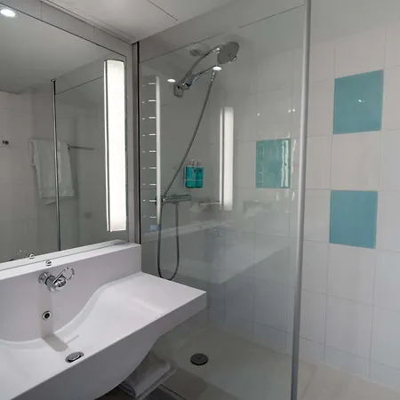 Novotel Poissy Hotel