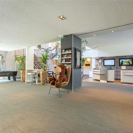 Otel Novotel Poissy